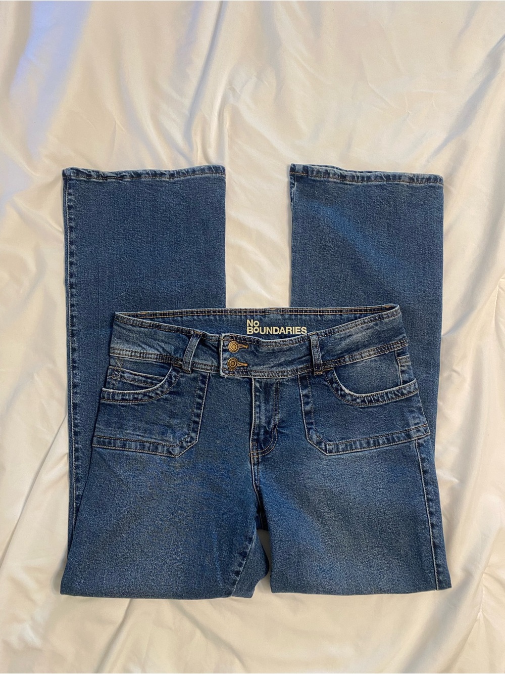 No Boundaries Women's Dark Blue Straight-Leg Jeans